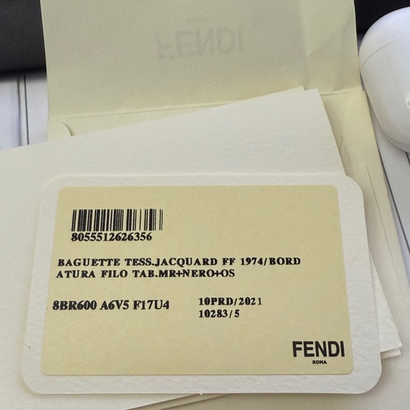 Fendi Baguette Bag Zucca FF 100% AUTh - Picture 13 of 16